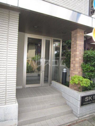 2/5 エントランス