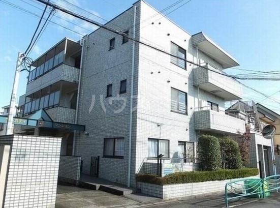 15/21 エントランス