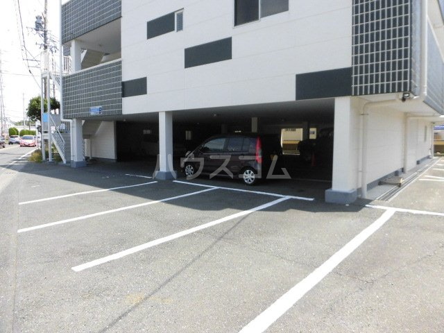 22/24 駐車場