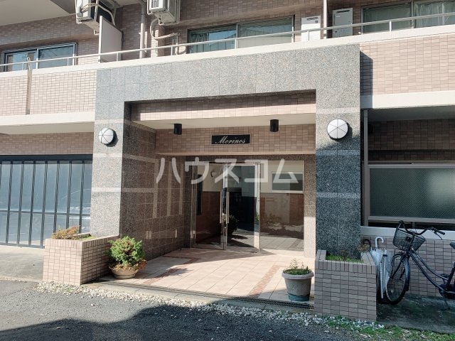 2/3 エントランス