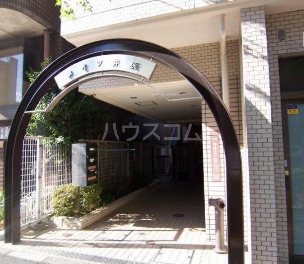 17/22 エントランス