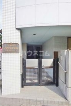 15/25 エントランス