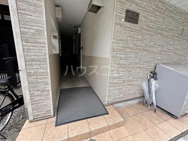 2/3 エントランス