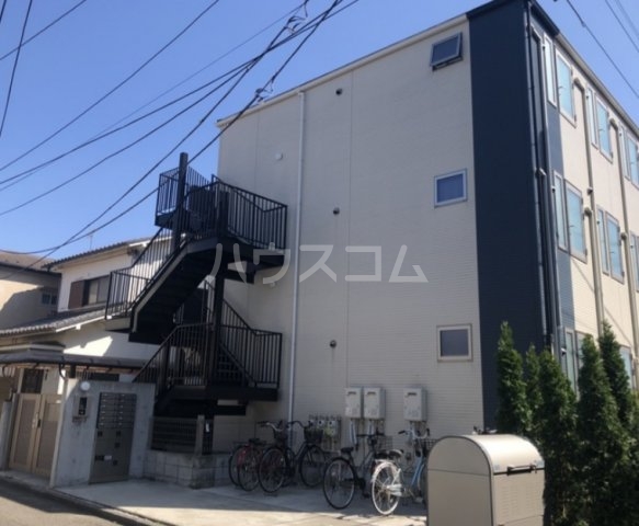 14/20 エントランス