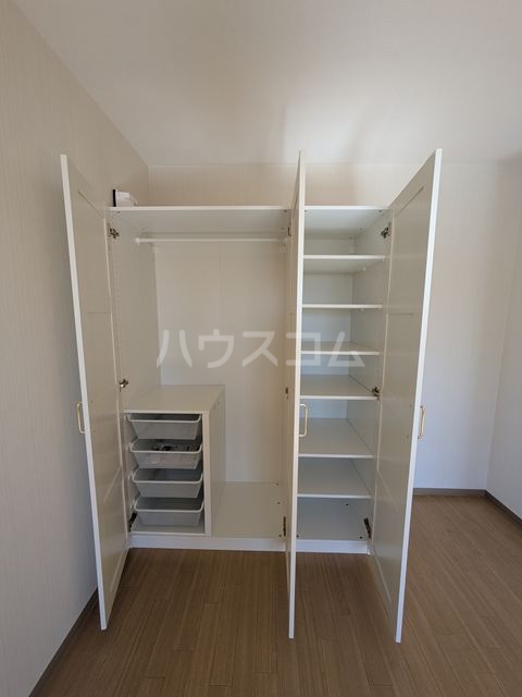 13/30 収納