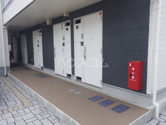 2/3 エントランス
