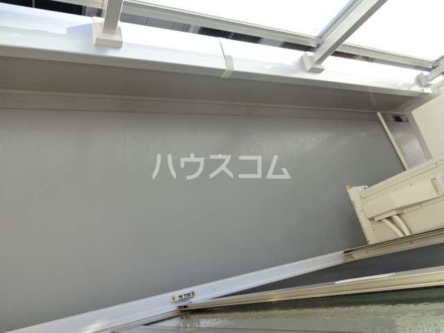20/28 バルコニー