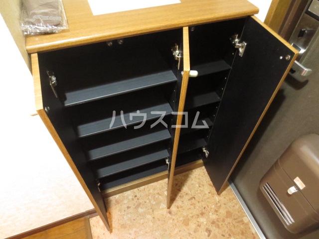 14/30 玄関
