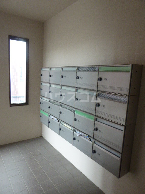 24/26 エントランス