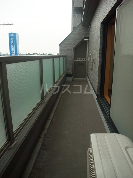 13/22 バルコニー