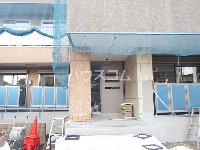 2/3 エントランス