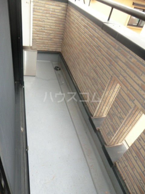 18/19 バルコニー