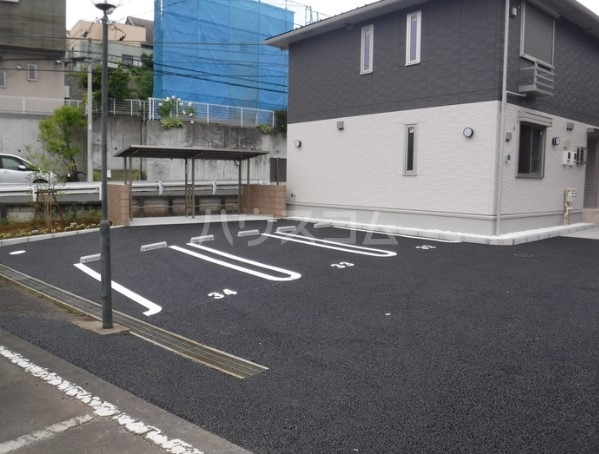 17/19 駐車場