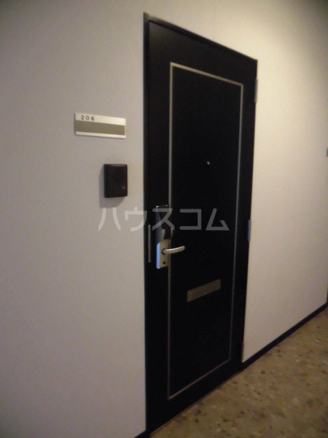 20/26 エントランス