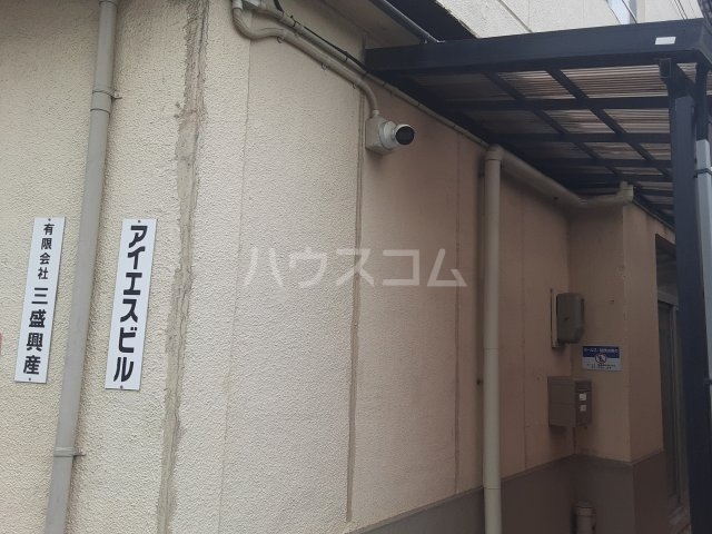 21/28 エントランス