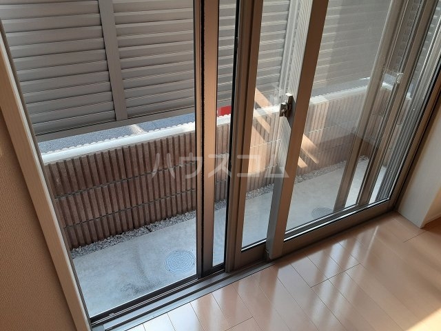 14/28 バルコニー