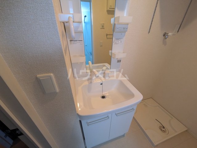 18/30 洗面