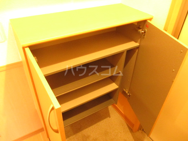 13/30 玄関