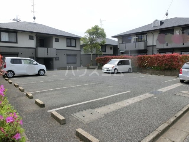 14/17 駐車場