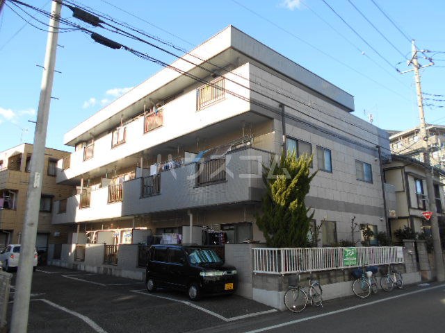 18/26 駐車場
