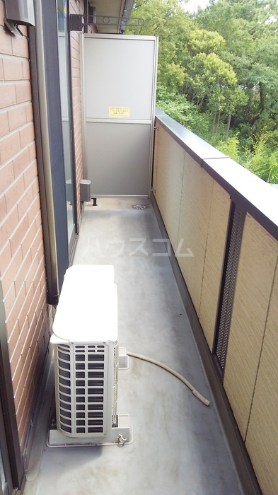 13/23 バルコニー