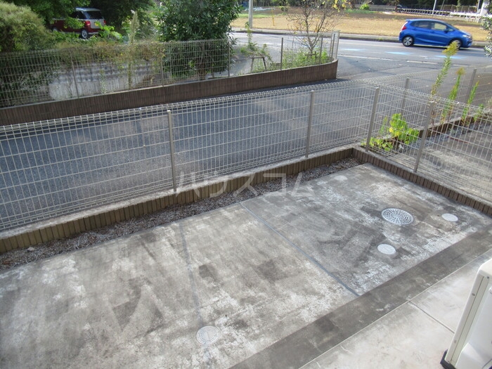 16/20 バルコニー