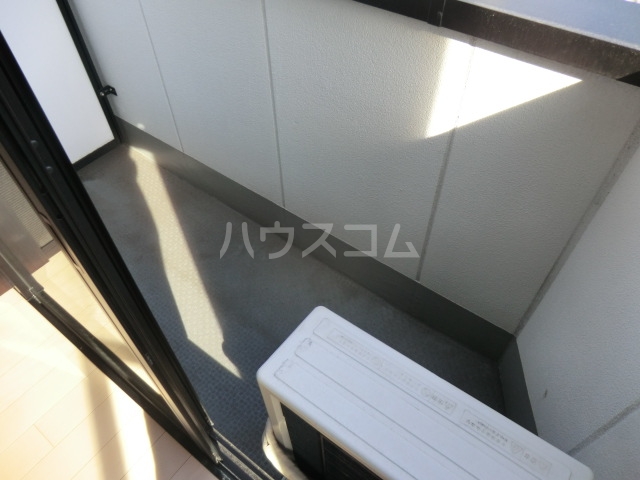 18/23 バルコニー