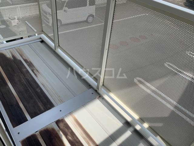 13/22 バルコニー