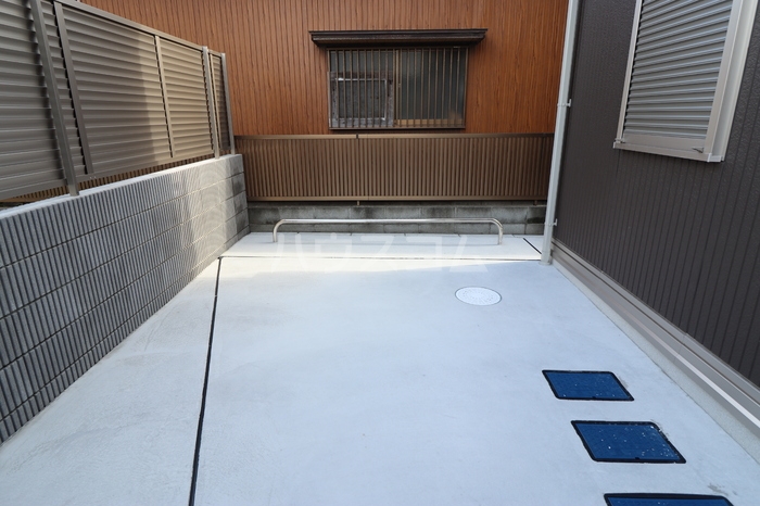 18/26 バルコニー