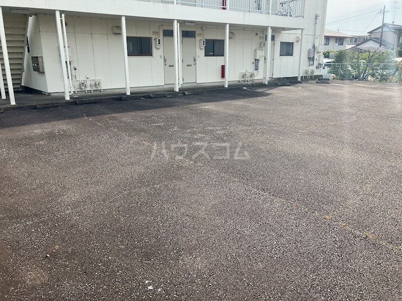 14/16 駐車場