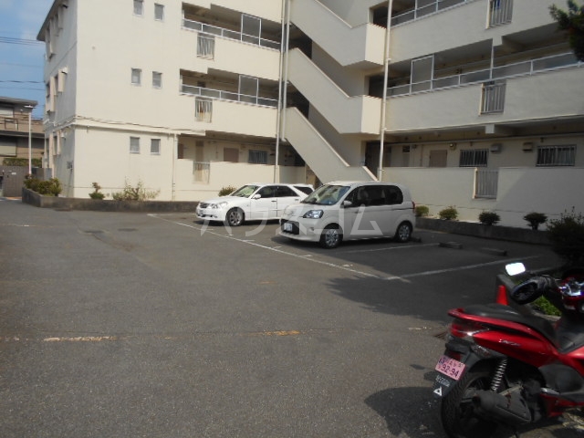2/8 駐車場