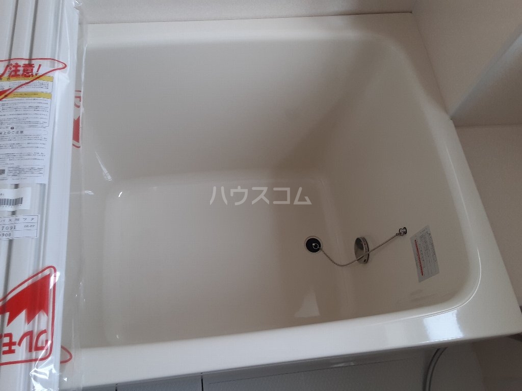 13/22 浴室