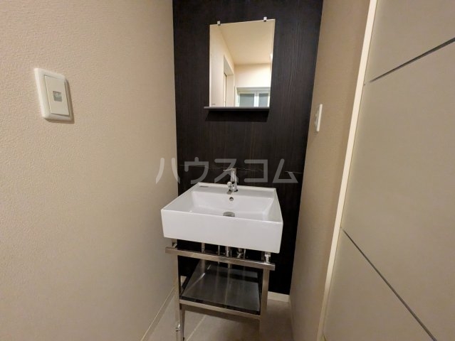 15/30 洗面