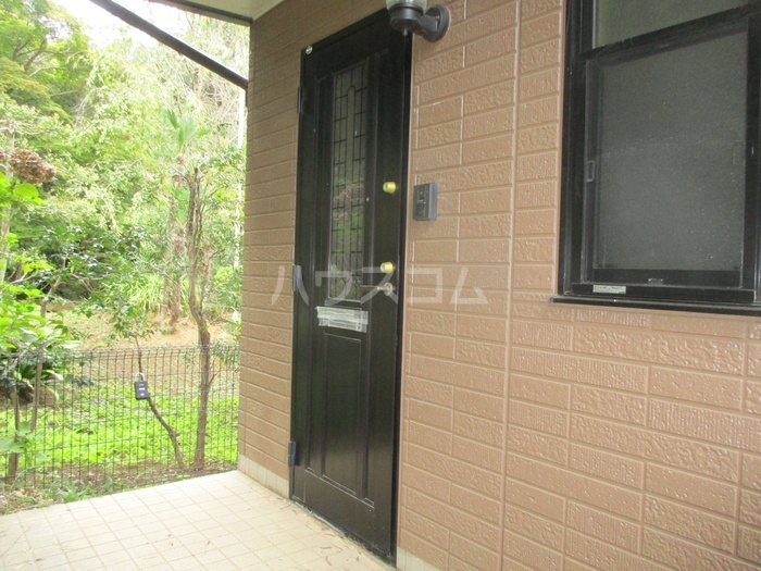 18/20 エントランス