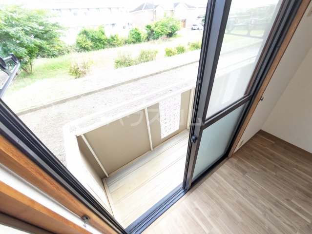 18/28 バルコニー