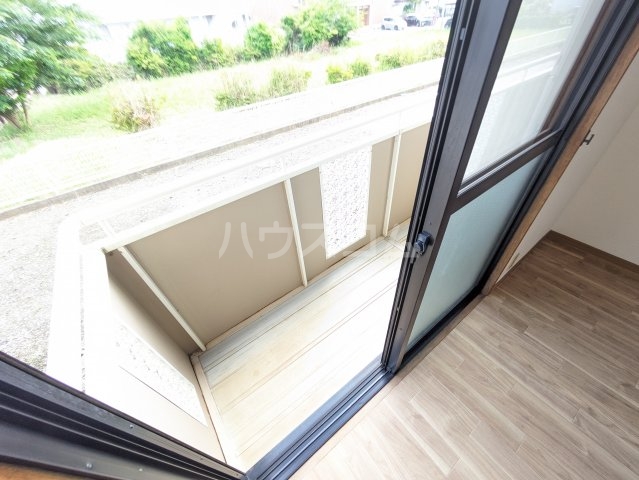 19/28 バルコニー