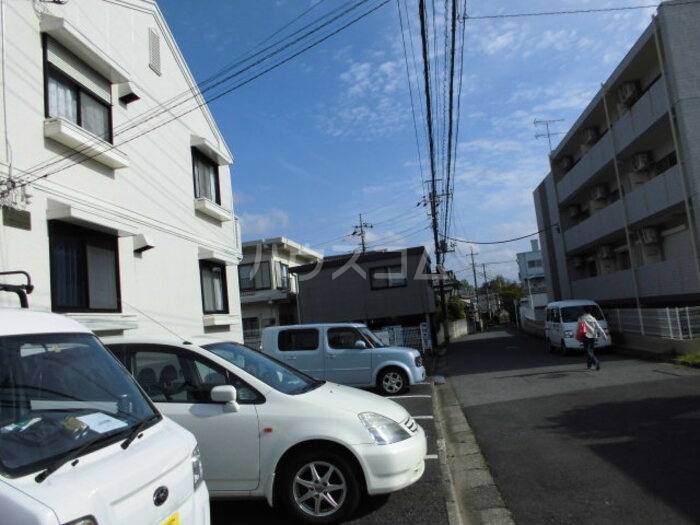 17/22 駐車場