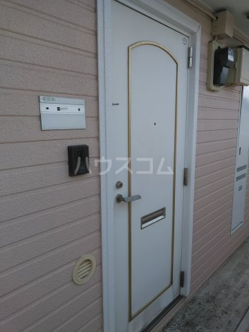 21/30 エントランス