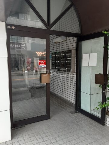 29/30 エントランス