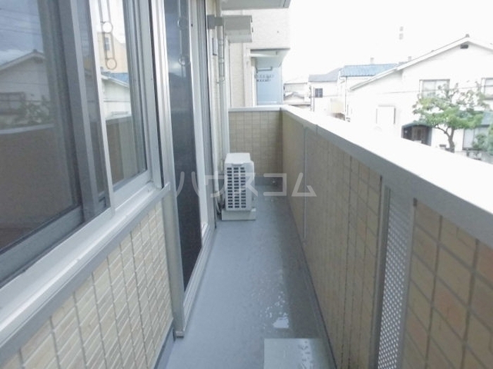 13/26 バルコニー