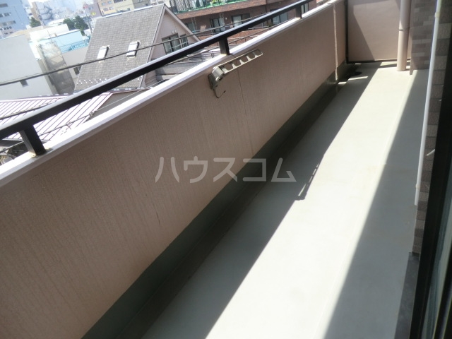 17/28 バルコニー