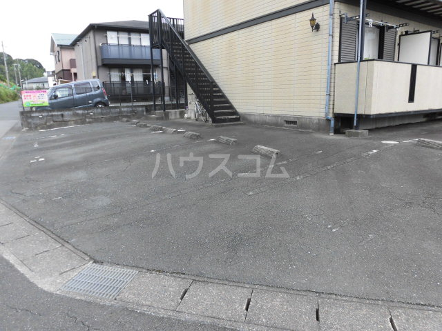 3/5 駐車場
