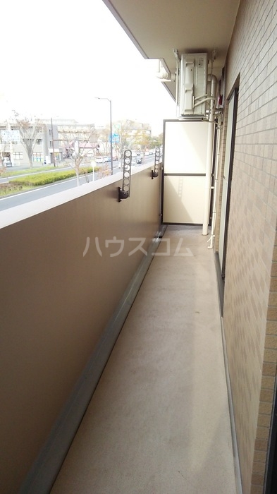 16/18 バルコニー