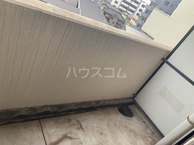 21/30 バルコニー