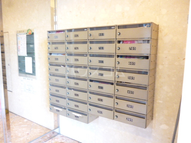 22/24 エントランス