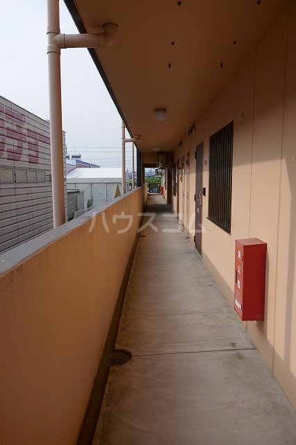 20/25 エントランス