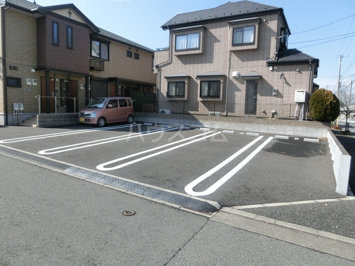 2/6 駐車場