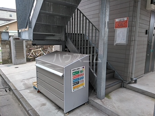 17/21 エントランス