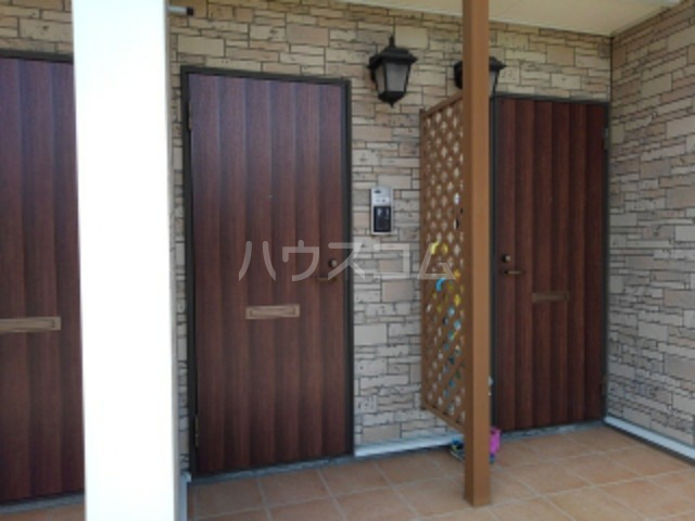 15/22 エントランス