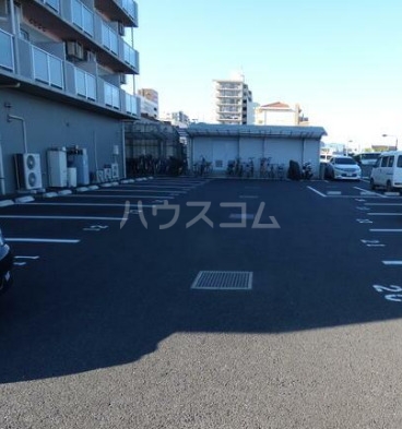15/16 駐車場
